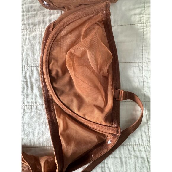 SKIMS‎ Ultra Fine Mesh Multiway Strapless Bronze Bra NWT 44C - Picture 5 of 8